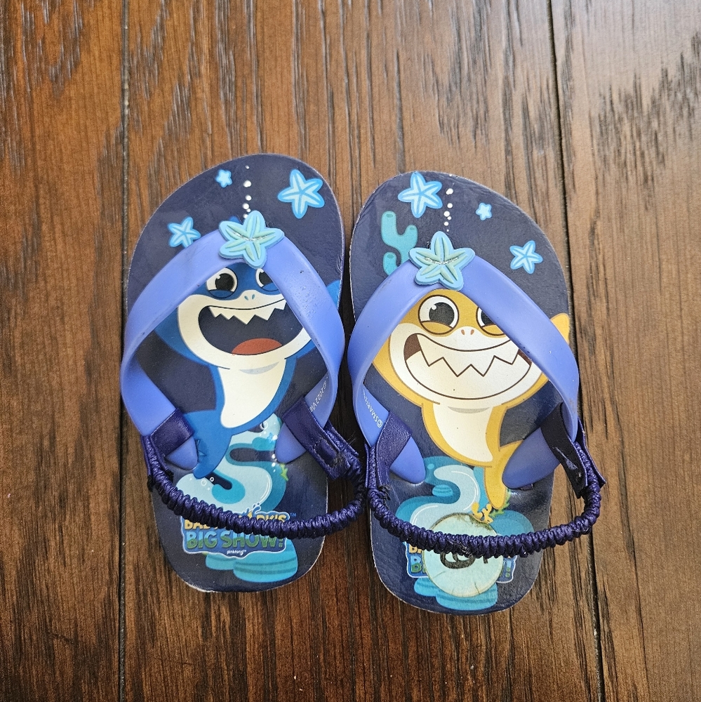 Baby shark kids sandals- size 6